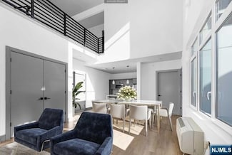 1435 10th St Unit 409, Fort Lee, NJ 07024