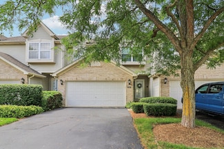 928 Viewpoint Dr, Lake In the Hills, IL 60156