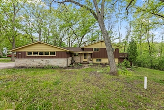 N8613 Wilmers Landing Rd, East Troy, WI 53120