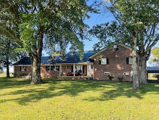 566 Clarence Finney Rd, Hillsboro, TN 37342