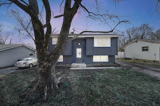 3359 Robin Hill Ct W, Columbus, OH 43223