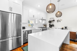 24 Robinson St, Somerville, MA 02145
