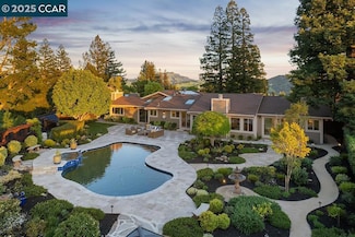 247 Claudia Ct, Moraga, CA 94556