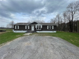 10010 Beartown Rd N, Ava, NY 13303