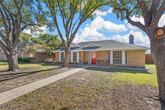 2117 Rockbluff Dr, Rowlett, TX 75088