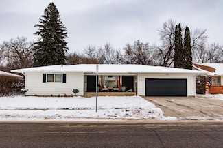 514 7th Ave W, West Fargo, ND 58078