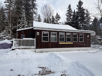 21 Pinitte Rd, Errol, NH 03579