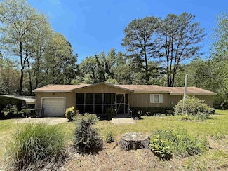 107 Second St, Pangburn, AR 72121