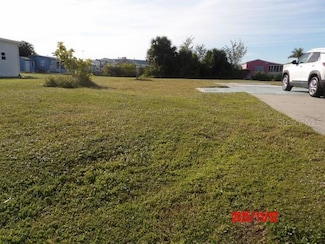 1538 Blue Heron Dr, Englewood, FL 34224