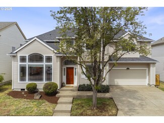 8967 SW Greening Ln, Portland, OR 97224
