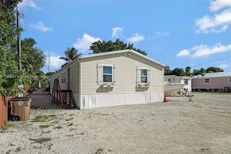 945 Plantation Rd, Key Largo, FL 33037
