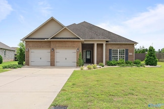115 Somer Creek Ln, Huntsville, AL 35811