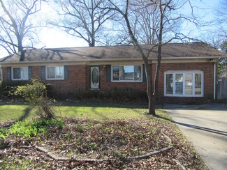 5198 Carr Dr, Grifton, NC 28530