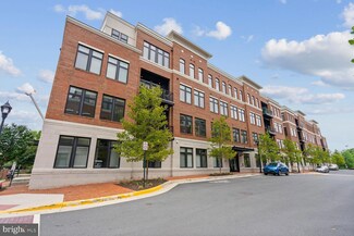 2 Stationmaster St SE Unit 201, Leesburg, VA 20175