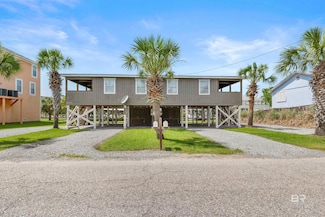 120 W 3rd Ave, Gulf Shores, AL 36542