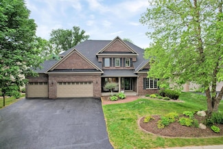 645 Ramsey Cir, Carver, MN 55315