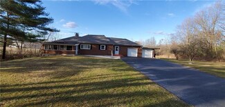 226 Wansack Rd, West Middlesex, PA 16159