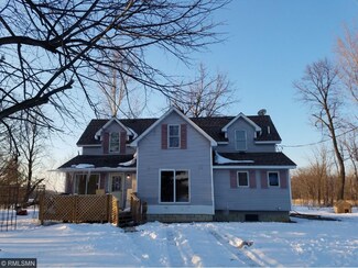 39525 Dolphin St NW, Dalbo, MN 55017