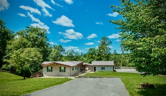 308 Dale Hollow Manor Rd, Albany, KY 42602