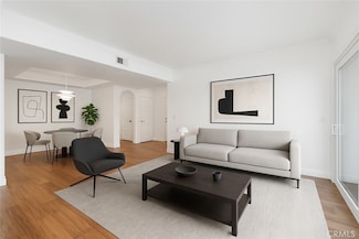4230 Colfax Ave Unit 103, Studio City, CA 91604