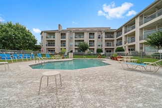 12800 Melville Dr Unit B207, Montgomery, TX 77356