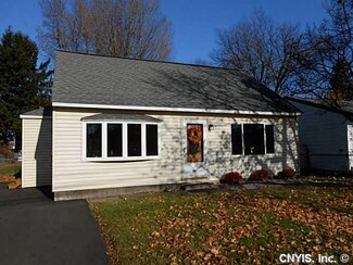 312 Pleasantview Dr, Liverpool, NY 13088