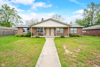 5120 Apache Ct, Columbus, IN 47203