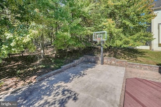 13014 English Turn Dr, Silver Spring, MD 20904