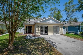 5865 Meadowpark Place, Lithia, FL 33547