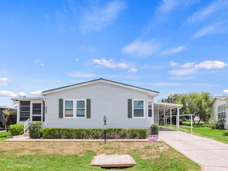 34630 Yellow Parrot Dr, Zephyrhills, FL 33541