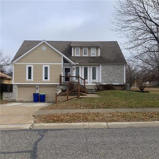 10277 Caenen Lake Rd, Lenexa, KS 66215