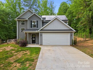 105 S Forest Cir, Marietta, SC 29661