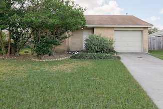 11911 E Marsham Cir, Houston, TX 77066