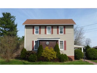 415 E New Castle St, Zelienople, PA 16063
