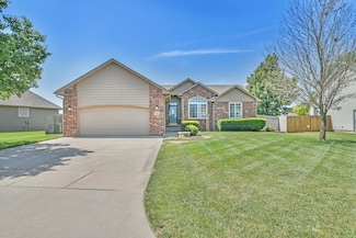 1009 E Park Glen Ct, Clearwater, KS 67026
