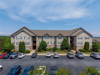 1133 Harts Ridge Dr, Seneca, SC 29678