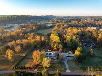 301 Davis Rd NW, Cleveland, TN 37312