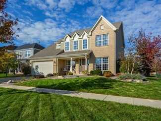 40W198 Eastwood Ct, Geneva, IL 60134