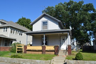 136 Gold Ave SW, Grand Rapids, MI 49504