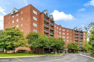 7120 N Milwaukee Ave Unit 502, Niles, IL 60714