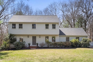 70 Wagon Rd, Westwood, MA 02090