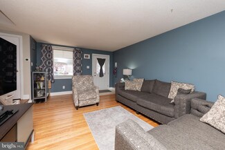 652 Rively Ave, Glenolden, PA 19036