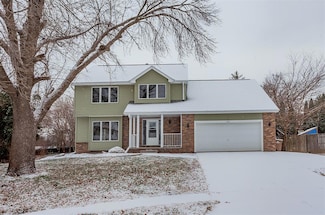 4801 Westbrooke Place, West Des Moines, IA 50266