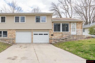 1709 Fair St, Mankato, MN 56001