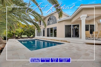 210 14th St, Key Colony Beach, FL 33051