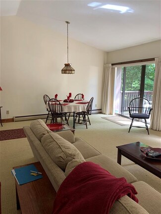445 Old Quechee Rd Unit A, Hartford, VT 05001