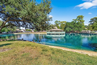 186 Old Bridge Lake, Houston, TX 77069