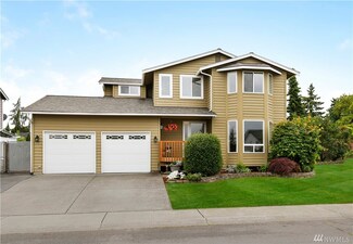1229 S 235th Place, Des Moines, WA 98198