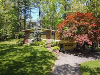 50 Barney Hill Rd, Wayland, MA 01778