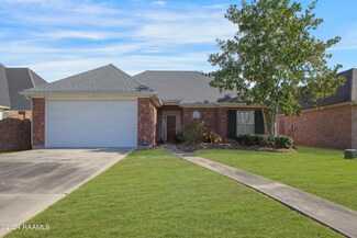 423 Lauren Dr, Scott, LA 70583